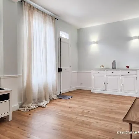 Belle Maison De Ville, 7 Couchages, Holiday home Deauville